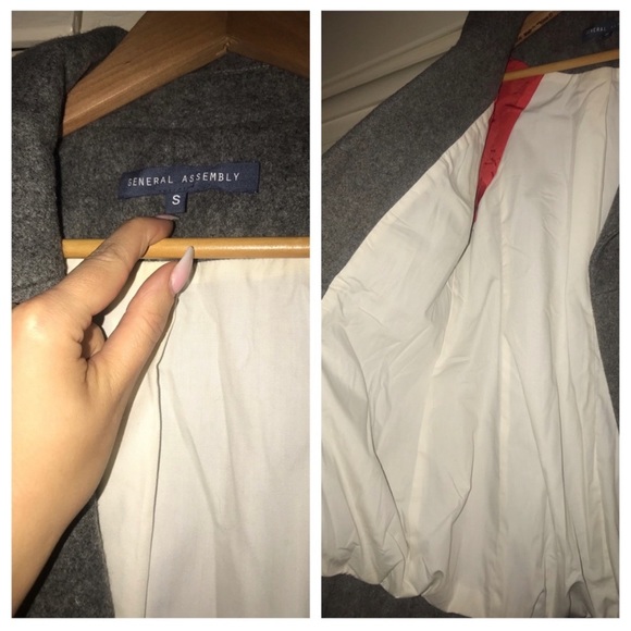 Circa early 2010s, 100% Wool Coat by General Assembly, Size Small - Picture 8 of 8